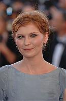 Нажмите на изображение для увеличения
Название: kirstendunst4_20070919_1212629523.jpg
Просмотров: 317
Размер:	43.2 Кб
ID:	20108