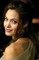 Нажмите на изображение для увеличения
Название: angelinajolie0_20071025_1357834352.jpg
Просмотров: 551
Размер:	135.3 Кб
ID:	20143