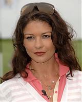 Нажмите на изображение для увеличения
Название: catherinezeta-jones2_20070918_1419918062.jpg
Просмотров: 364
Размер:	36.4 Кб
ID:	20208