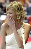 Нажмите на изображение для увеличения
Название: kirstendunst19_20070919_1991235197.jpg
Просмотров: 298
Размер:	31.0 Кб
ID:	20119