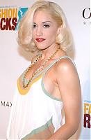 Нажмите на изображение для увеличения
Название: gwenstefani6_20070918_1644141469.jpg
Просмотров: 319
Размер:	32.7 Кб
ID:	20018