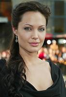 Нажмите на изображение для увеличения
Название: angelinajolie3_20071025_1890204505.jpg
Просмотров: 554
Размер:	36.4 Кб
ID:	20145