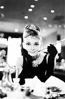 Нажмите на изображение для увеличения
Название: Audrey Hepburn.jpg
Просмотров: 350
Размер:	27.2 Кб
ID:	14074